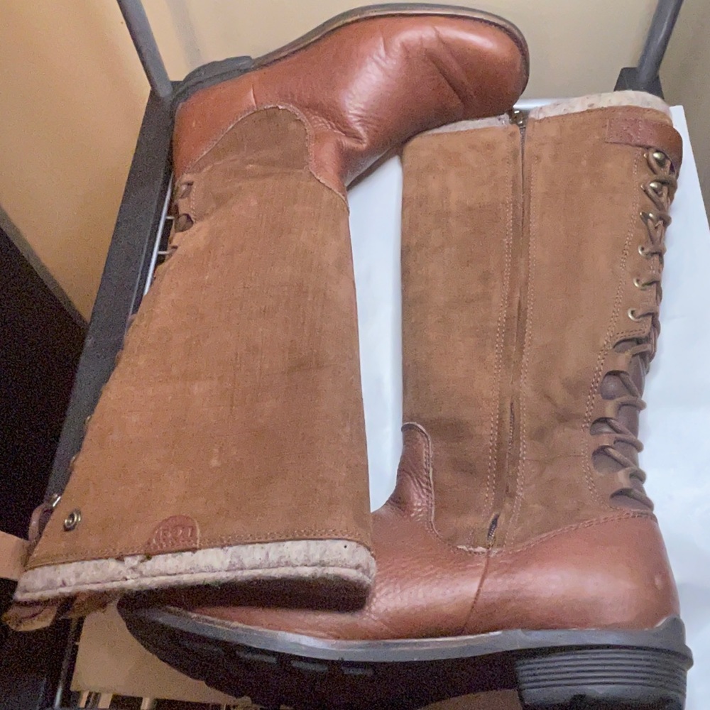 ✨UGG Smithfield SZ.6 Brown Leather Tall Women's lace round toe Riding Boot.💫